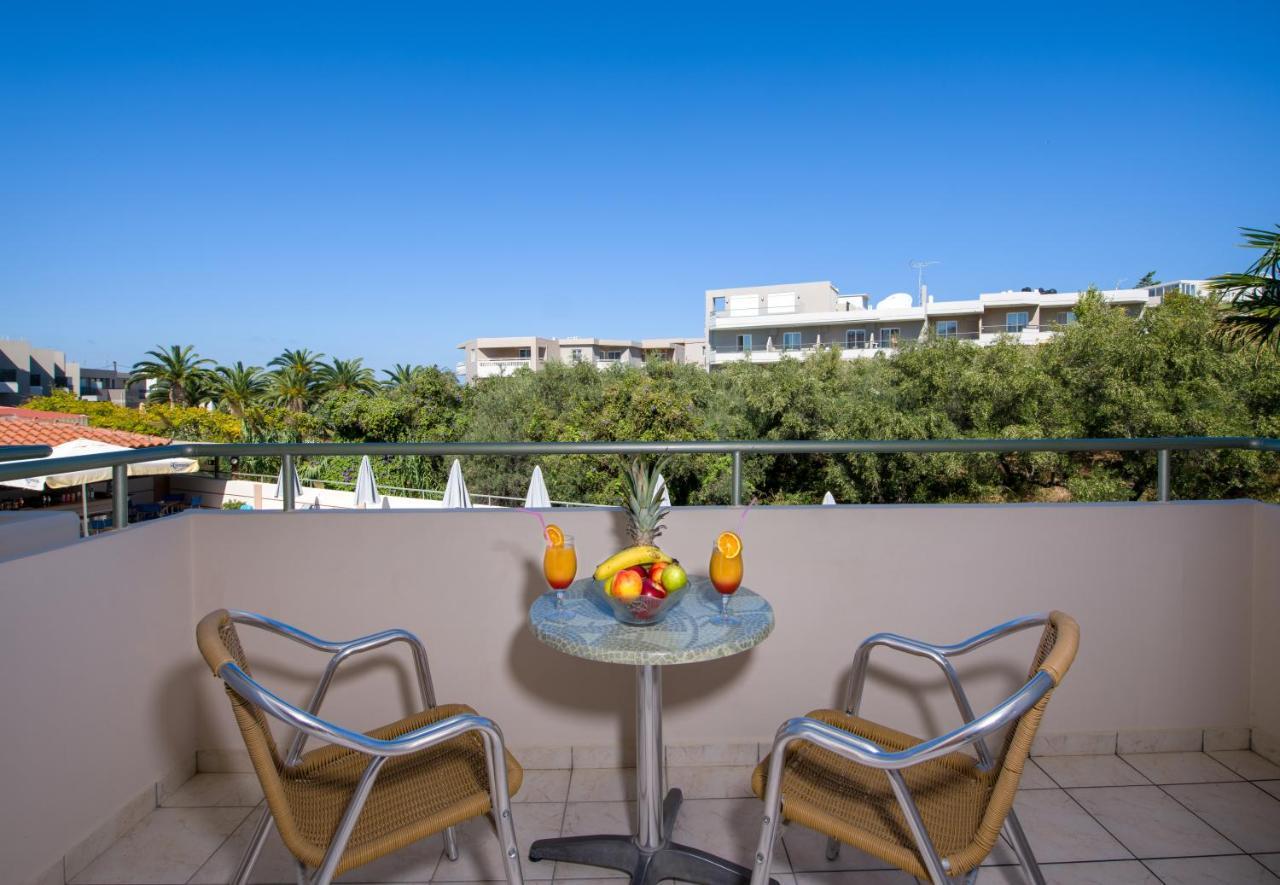 Dias Hotel Apartments Agia Marina Exterior foto