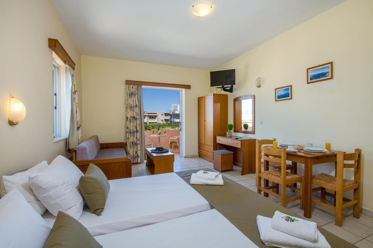 Dias Hotel Apartments Agia Marina Exterior foto