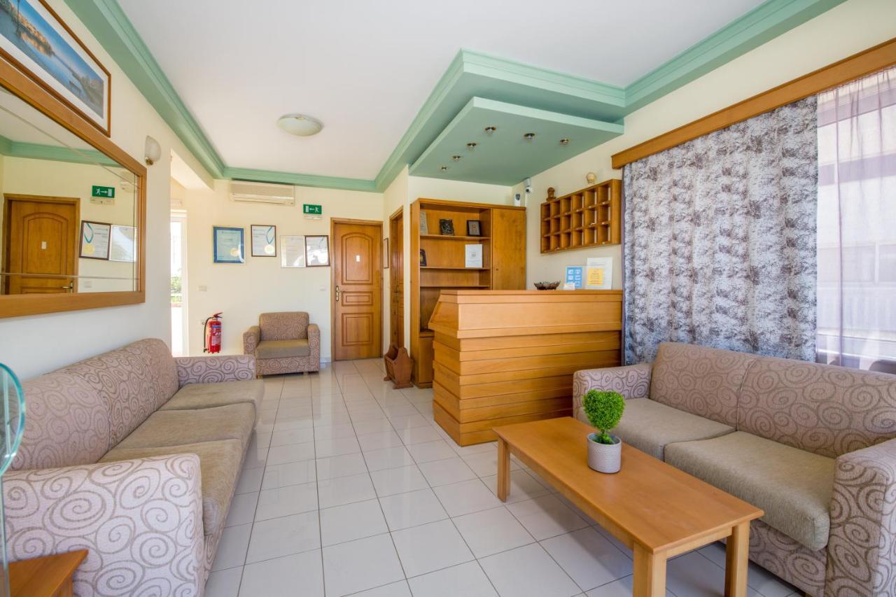 Dias Hotel Apartments Agia Marina Exterior foto