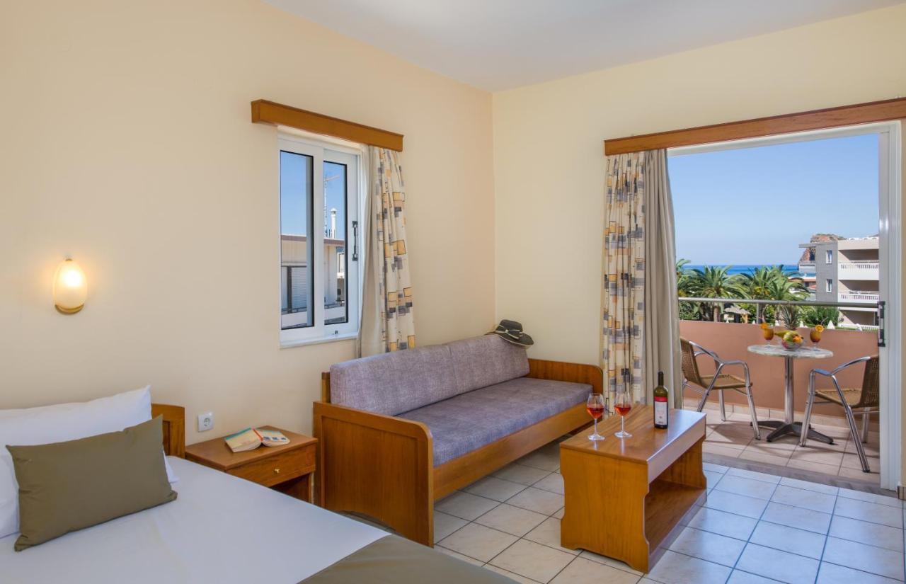 Dias Hotel Apartments Agia Marina Exterior foto